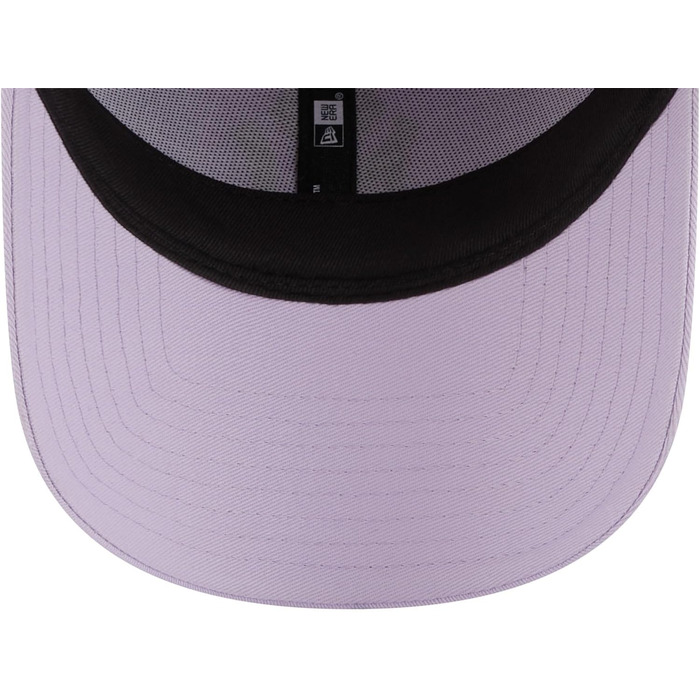 Шапка New Era New York Yankees з помпоном для жінок (один розмір, фіолетовий)