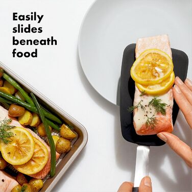 OXO Good Grips Лопатка для перевертання продуктів 32 см, чорна – з нержавіючої сталі та силікону, для яєць, бургерів та іншого