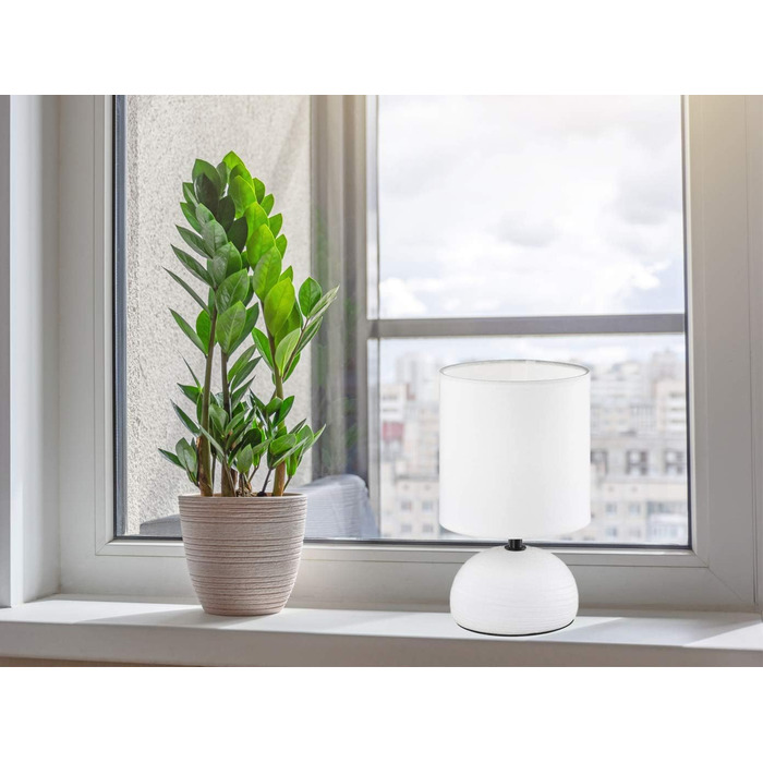 Торшер Reality Leuchten Luci R50351035: керамічний цоколь, тканинний абажур бежевого кольору, патрон E14