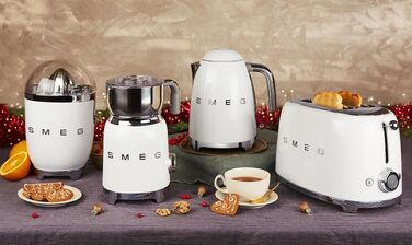 Електрична соковижималка для цитрусових Smeg CJF11CREU, 70 Вт, біла