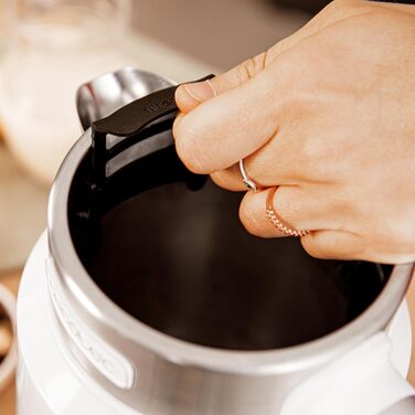 Електричний чайник Cecotec ThermoSense 600 Touch White, 1.7 л, 2200 Вт, з нержавіючої сталі та пластику, LED-підсвітка, поворотний на 360°