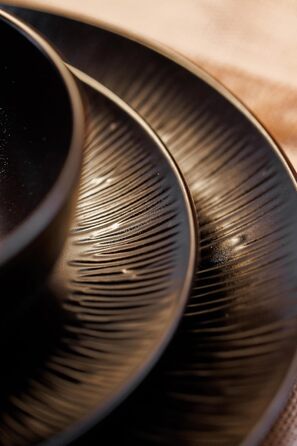 Набір посуду Mikasa Jardin Midnight (12 предметів) для 4 осіб: тарілки, супові тарілки, миски, зелений колір, подарункова коробка, придатний для миття в посудомийній машині