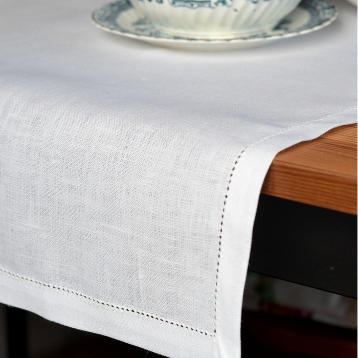 Linen & Cotton High-Quality and Elegant Table Runner Fabric/Table Band with Hollow Edge Florence - 100% Linen, 43 x 180cm (White/Weiss), Ideal for Wedding, Catering, Hotel