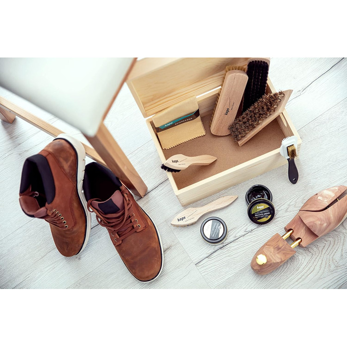 Kaps Complete Shoe Cleaning and Care Set | 9-Piece Shoe Care Set for Leather Boots and Shoes | Shoe Cleaning Kit Packaged in a Wooden Gift Box