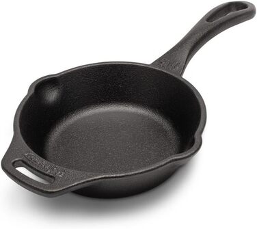 Petromax Frying Pan with Handle - Frying pan made of cast iron suitable for all types of grills and stovetops, gas flames, ovens, or outdoor cooking - Searing, simmering, and roasting with a non-stick effect - Diameter (15 cm)