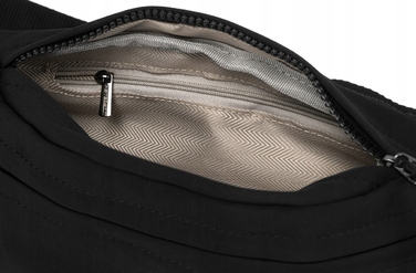 Чорна жіноча сумка-банан PPETERSON — містка поясна сумка через плече та на стегна