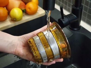 Вертикальна шнекова соковижималка 4Swiss BM202, 200 Вт