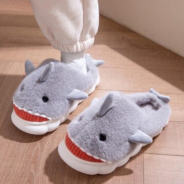 Тапочки жіночі та чоловічі зимові з плюшу, теплі, зручні, з антиковзким покриттям (43/44 EU, сірий)