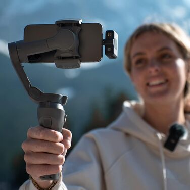 Стабілізатор DJI Osmo Mobile 6 для iPhone/Android, 3-осьовий, з інтегрованим висувним штативом, трекінг об'єкта, для зйомки відео, YouTube, TikTok (Сірий, з мікрофоном DJI Mic (2 передавачі + 1 приймач + зарядний футляр))