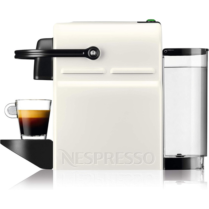 Кавомашина Nespresso Inissia чорно-біла