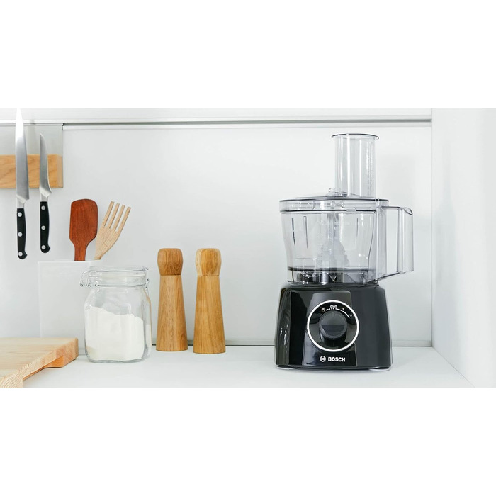 Кухонний комбайн Bosch MultiTalent 3 MCM3201B, 800 Вт, 30 функцій, 2.3 л, міксер 1 л, універсальний ніж, насадки для нарізки і натирання, збивальна насадка, чорний