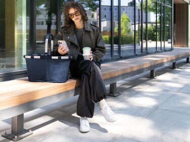 Сумка-шопер Reisenthel Carrybag Twist Navy – великий об'єм, практична внутрішня кишеня, водонепроникний дизайн