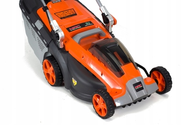 Акумуляторна газонокосарка NAC LB40-37-B40-NG