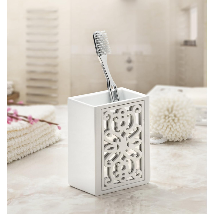 Набір аксесуарів для ванної кімнати Creative Scents – білий та сірий. 4 предмети: дозатор для мила, мильниця, тримач для зубних щіток та чашка.