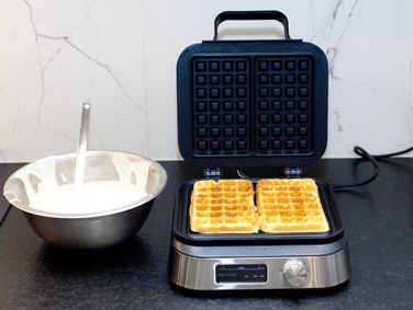 Вафельниця Berlinger Gourmet MAX-2350-W, 2350 Вт, чорна