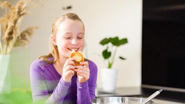 Сковорідка для млинців та яєць з усмішками Endusor, 26 см, антипригарна, 7 форм, для індукції, газу, електроплит, дитяча