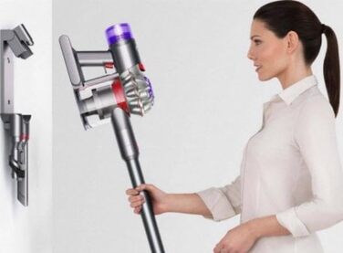 Бездротовий пилосос Dyson V8 Absolute: потужність 130 AW, до 40 хв роботи, технологія Motorbar проти заплутування волосся, видаляє шерсть тварин