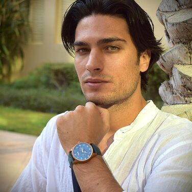 Годинник Zeitholz Holzuhr для чоловіків, аналоговий, 42 мм, з натурального дерева та японським кварцовим механізмом. Екологічний стиль, преміум якість. Колір: блакитний