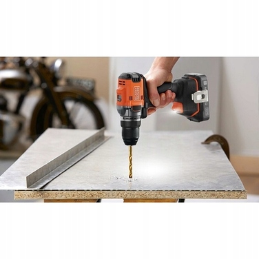 Дриль-шурупокрут Black+Decker 18V, 50 Нм [BLD682D2XK-QW] з 2-ма акумуляторами по 2,0 Аг