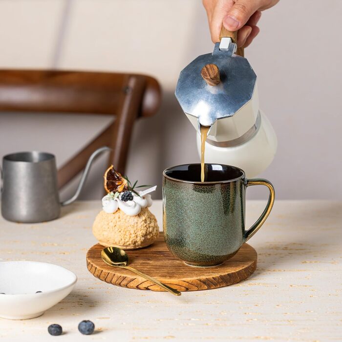 Набір керамічних кавових чашок LERATIO, 340 мл, 6 шт. - великі порцелянові чашки з зручною ручкою для лате, капучино, молока, какао. Можна мити в посудомийній машині та використовувати в мікрохвильовці. Ідеально підійде чоловікам, жінкам, батькам. Колір: 