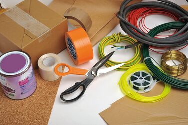 Універсальні ножиці Fiskars Cuts + More з титановим покриттям та заточувачем, розбірні леза, 23 см, чорно-помаранчеві, 1000809