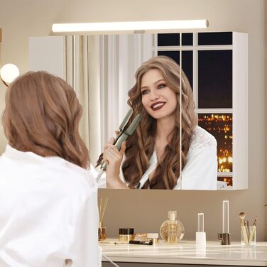 Дзеркальна шафа для ванної кімнати DICTAC з LED-підсвічуванням, розеткою та вимикачем (90x16x60 см), 3 дверцята, білий колір