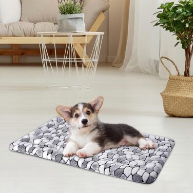 VANKEAN Stivoe Dog Cage Pad, Reversible (Cool and Warm), Soft Pet Sheep Mat Dog Bed for Crate, Suitable for Small to XX-Large Dogs and Cats, Machine Washable Crate Beds (S)