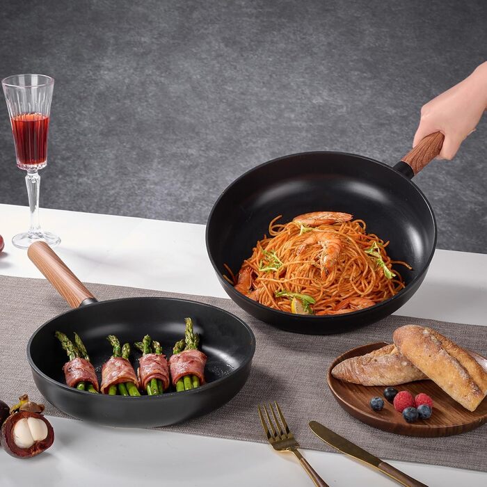 Набір посуду JEETEE 17 предметів з антипригарним покриттям Ceramic, набір каструль та сковорідок з знімними ручками, для всіх типів плит, сумісний з духовкою