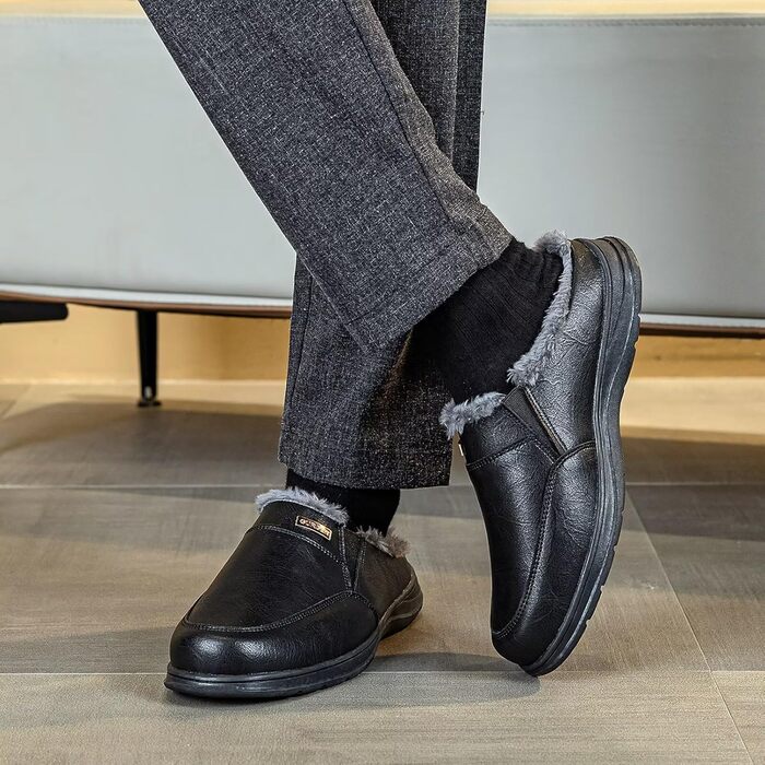 Чоловічі халапи шкіряні зимові теплі з плюшевою підкладкою, чорні, 40 EU