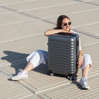 Набір валіз NUMADA 4 шт. (75см, 63см, 53см, культиватор), ABS, жорсткий, водостійкий, з коліщатами, з замком