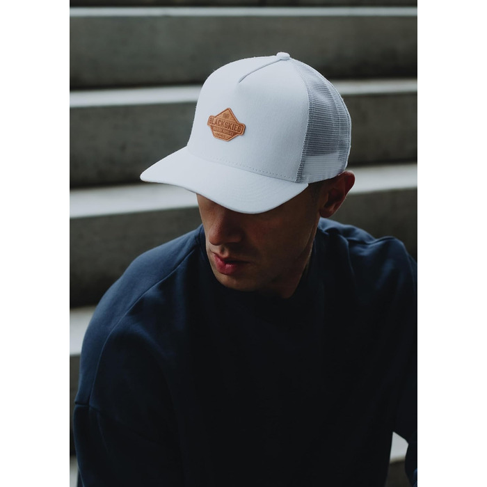 Кепка бейсболка Blackskies Essentials Trucker (унісекс) - біло-коричнева, сітчаста, для чоловіків та жінок, вуличний стиль, літо