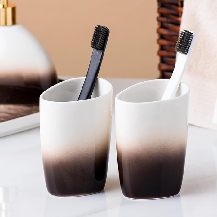 Набір аксесуарів для ванної кімнати 4 шт. Сірий, з дозатором мила, мильницею та 2 стаканчиками для зубних щіток, з малюнком 