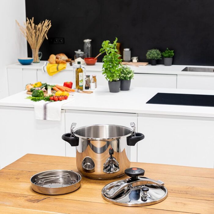 Швидковарка KITCHEN MOVE 8 л, Ø24 см, нержавійка/чорний, для всіх плит, індукція, з кошиком і тримачем