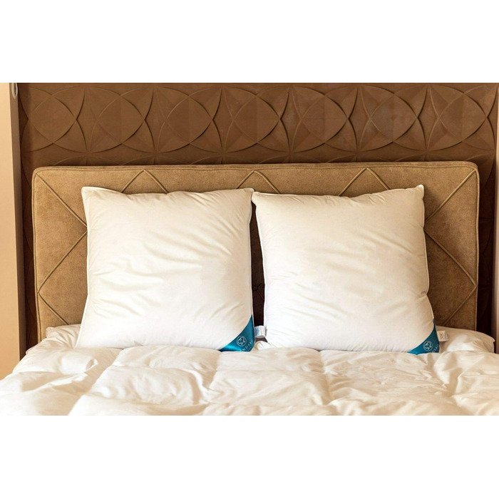 Подушка Sandaro Home з гусячого пуху 80x80 см, 1100 г, натуральна, сертифікат Öko-Tex