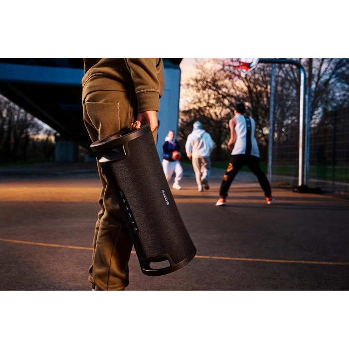 Sony ULT Field 7: Портативна Bluetooth колонка з ULT Bass Boost, 30 год автономії, Powerbank, захист від води/пилу, LED, мікрофон/гітара - Чорний