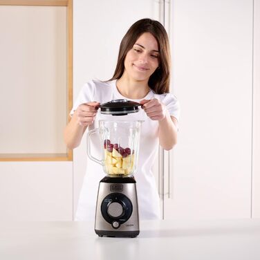 Блендер Black+Decker 1000 Вт, імпульсний режим, пластикова чаша 1,5 л, 4-лезові нержавіючі леза, легке очищення