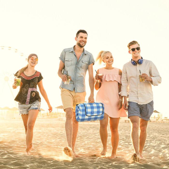 Ковдра для пікніка Relaxdays XXL синьо-біла в клітинку