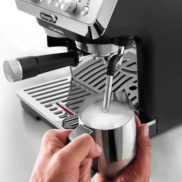 Ріжкова кавомашина De'Longhi EC9155.MB, 1400 Вт, чорна