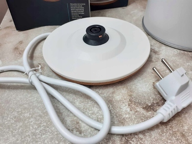 Електричний чайник Cecotec Thermosense 400 (білий з дерев'яними елементами), 3000 Вт, 1.7 л