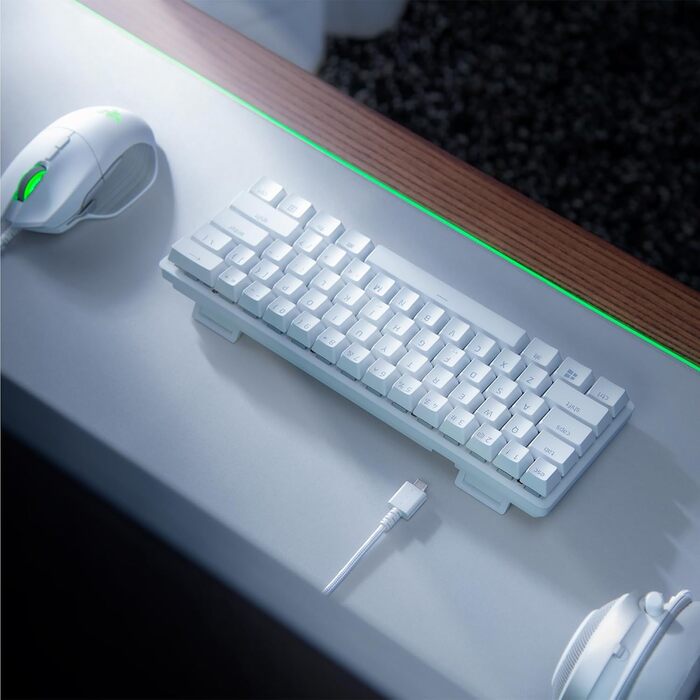 Клавіатура Razer Huntsman Mini (Red Switch) - Компактна ігрова клавіатура 60% (Lineare оптичні перемикачі, Doubleshot PBT-клавіші, знімний USB-C кабель) QWERTY US-розкладка | Mercury White Huntsman Mini Mercury Ed. QWERTY US-розкладка Red Linear Switch