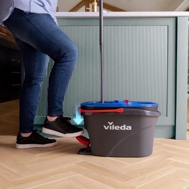 Обертова швабра Vileda H2prO: відро з системою чистої води