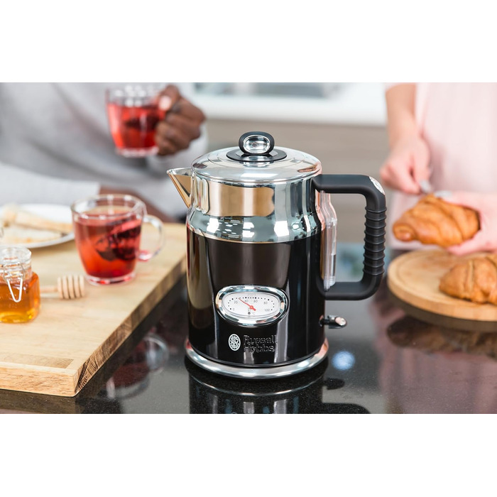 Електричний чайник Russell Hobbs 1.7л, 2400W, Retro, Чорний & полірована нержавіюча сталь