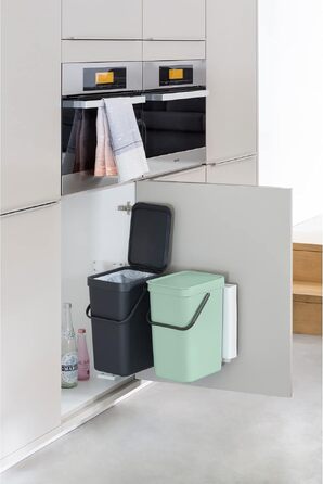 Сміттєвий кошик Brabantia Sort & Go з кришкою 16 л (світло-зелений), компактний контейнер для сортування відходів з ручкою