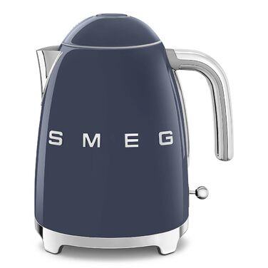 Електричний чайник Smeg KLF03WHEU 1.7л, 2400Вт, з фільтром від накипу та системою м'якого відкриття кришки, темно-синій (Navy Blue)