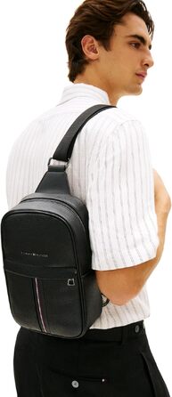 Чоловіча сумка-слінг Tommy Hilfiger Central Slingpack, чорна, універсальний розмір