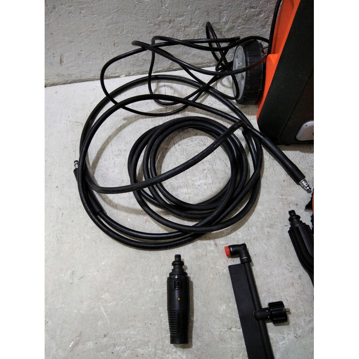 Мийка високого тиску Black+Decker 125 bar 1600 Вт