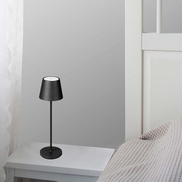 LED-лампа настільна V-TAC VT-7522 чорна з бездротовим живленням, сенсорне керування, акумулятор 4400 mAh, IP54, 3000K, 2W (для дому та вулиці)