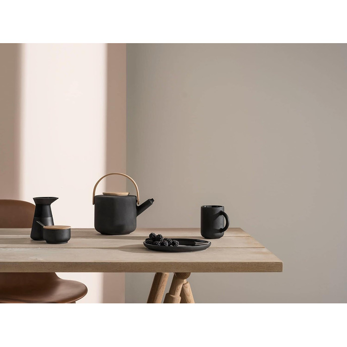 Stelton Theo Mug - Drinking Mug for Coffee, Tea & Hot Chocolate - Stoneware, cast iron exterior, glazed interior - 2 pieces - Black Mug - 2 Black Pieces