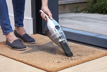 Акумуляторний пилосос ручний BLACK+DECKER Dustbuster NVC220WBC 7.2V (1.5Ah), сірий металік, 385 мл, без мішка, з насадкою для щілин та док-станцією