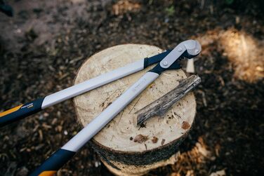 Секатор Fiskars PowerGearX LX99-L для сухої та твердої деревини, 80 см, антипригарне покриття, загартована сталь, чорний/помаранчевий